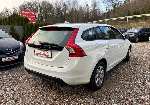 Volvo V60 cena 37900 przebieg: 237000, rok produkcji 2013 z Mrągowo małe 596